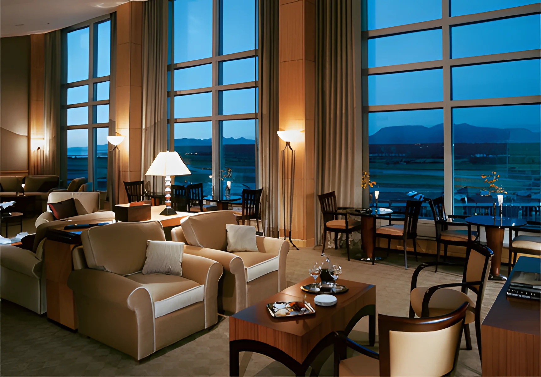 Fairmont Vancouver Airport Exterior